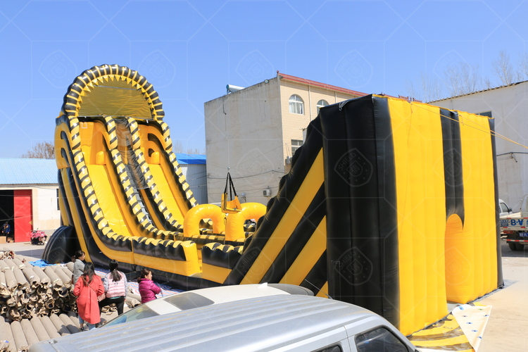 inflatable zip line (2).jpg